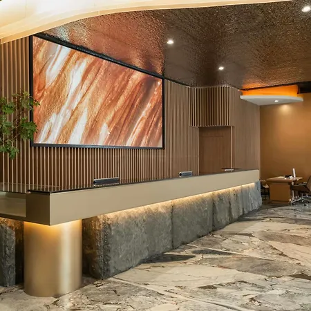 Mercure Surabaya Grand Mirama-2